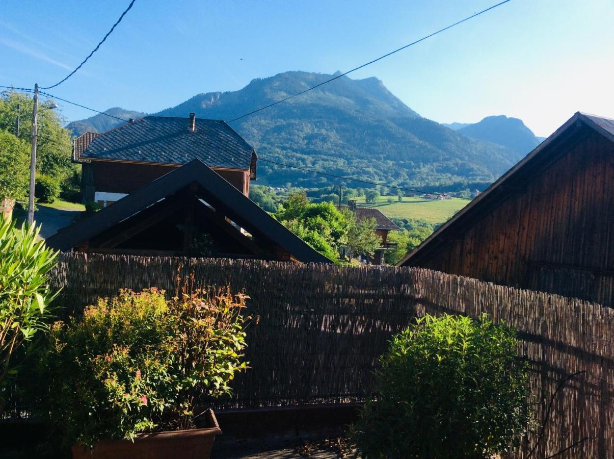 Bed and Breakfast Au Refuge de Blanche Seythenex Exterior foto